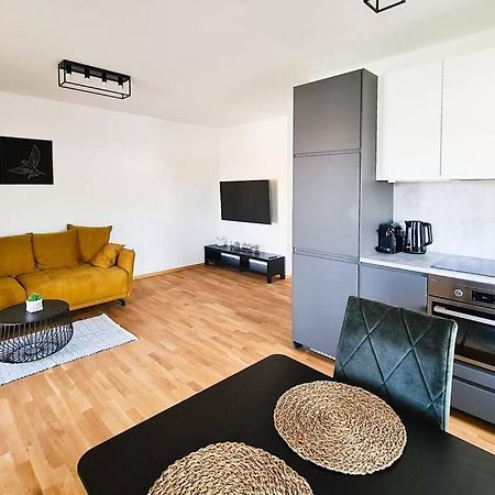 Friendship Suite Fertőmeggyes Kültér fotó